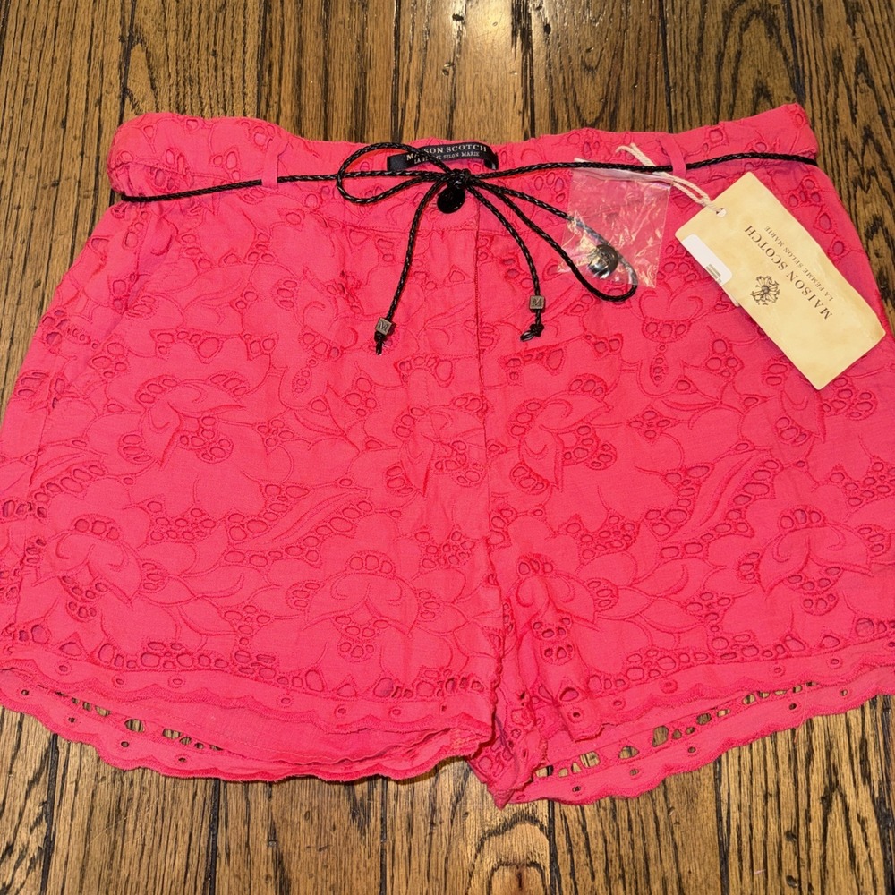 Maison Scotch La Femme Selon Marie Pink Eyelet Shorts Size 1 (US 4) 2.5" Lined